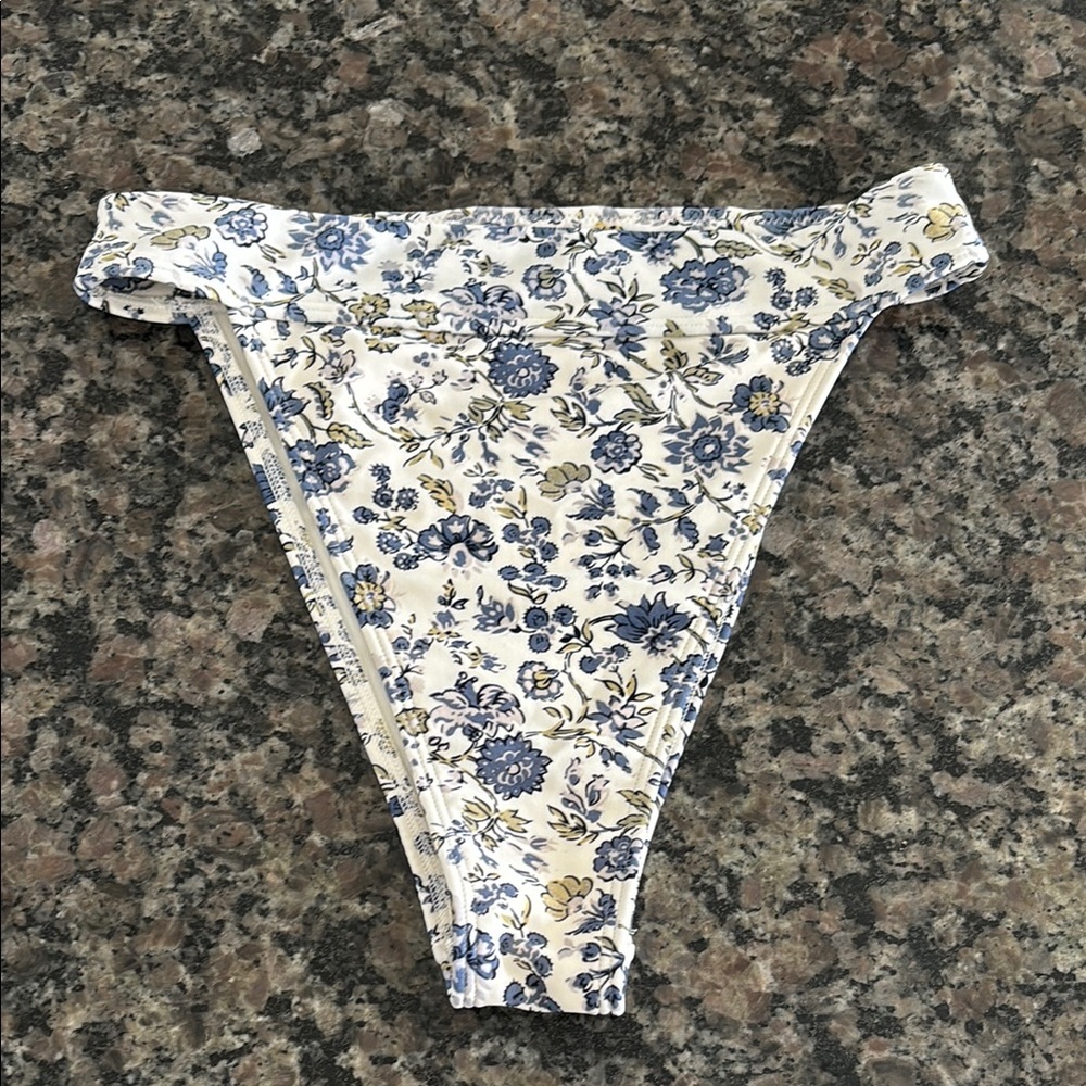 Abercrombie and fitch floral blue and white bikini Bottoms high waisted